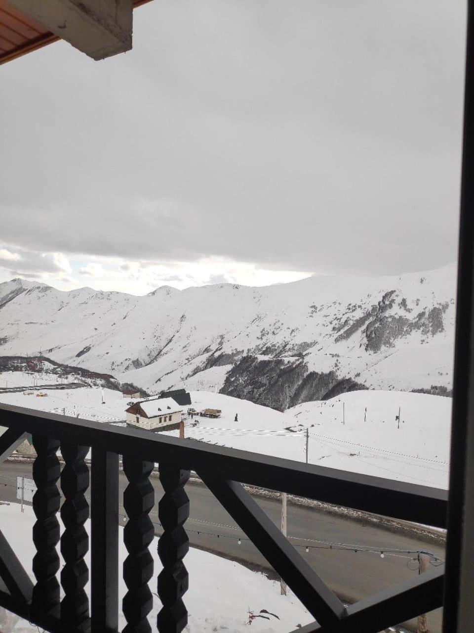 Appartamento Mountain Dream House Gudauri Esterno foto
