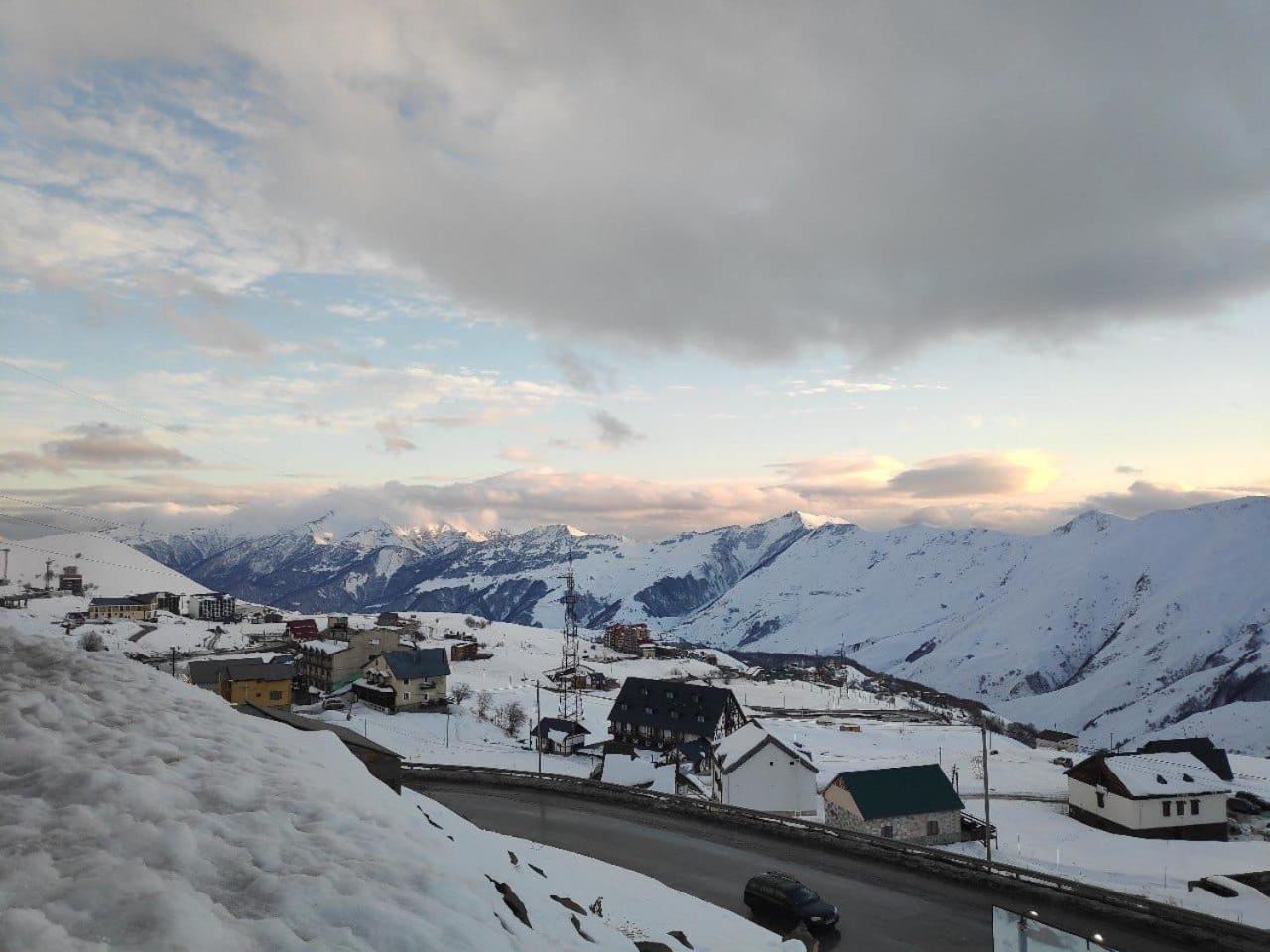 Appartamento Mountain Dream House Gudauri Esterno foto